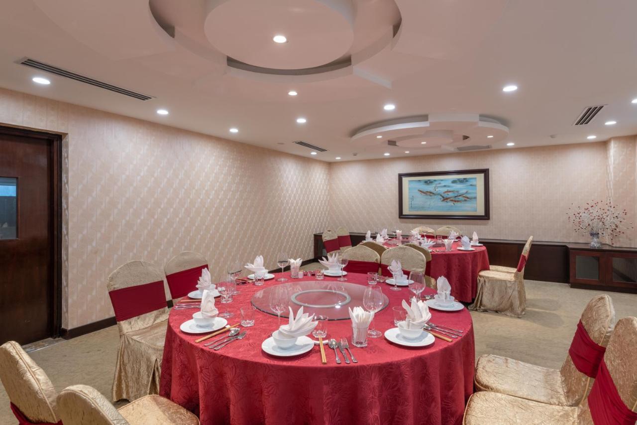 Red River View Hotel Лаокай Экстерьер фото